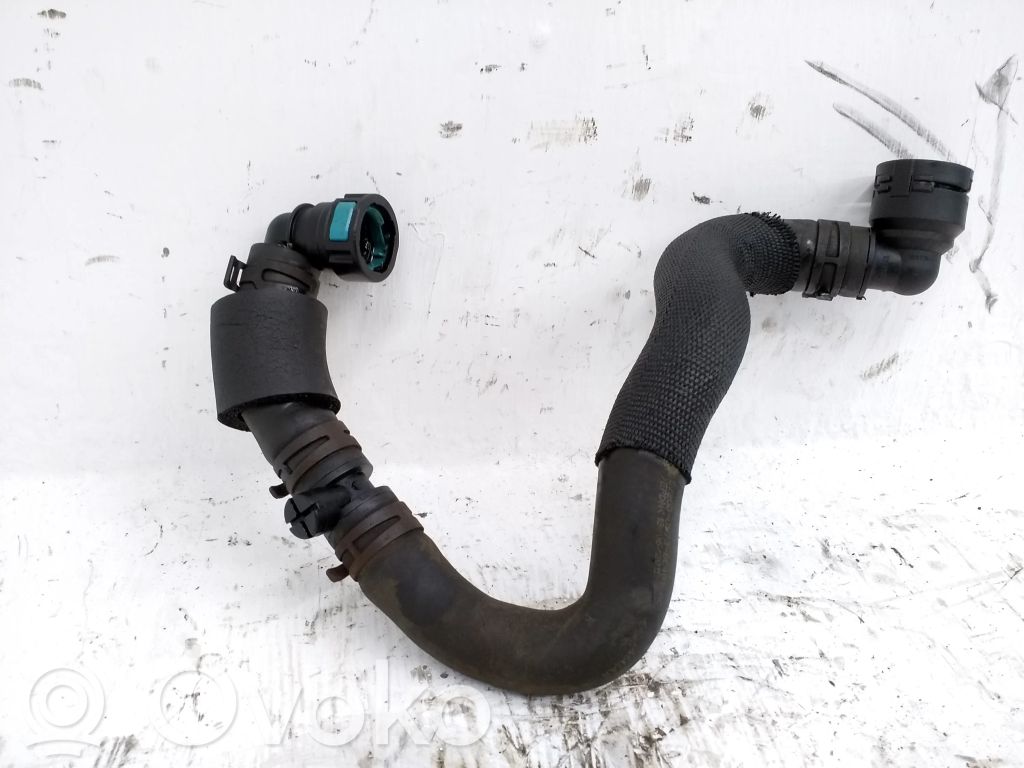 Land Rover Range Rover Velar Tubo flessibile del liquido di raffreddamento del motore 
