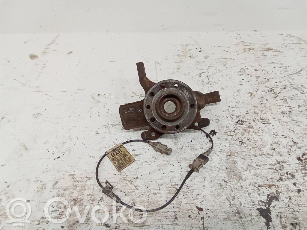 Opel Zafira B Achsschenkel vorne 