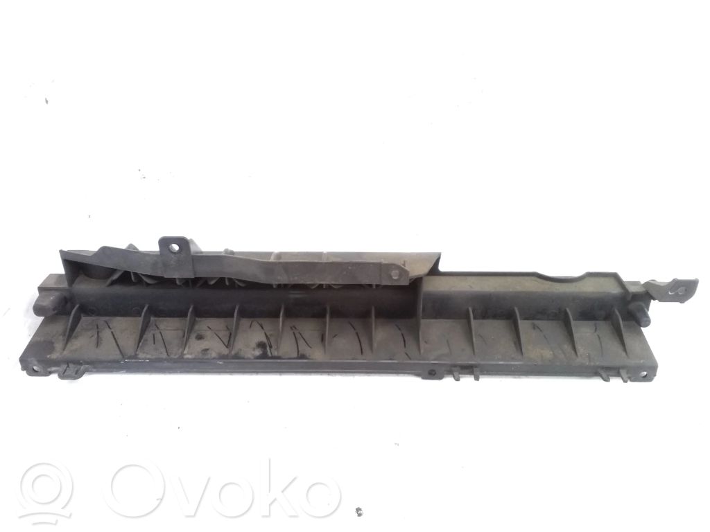Ford Transit Другая деталь отсека двигателя 