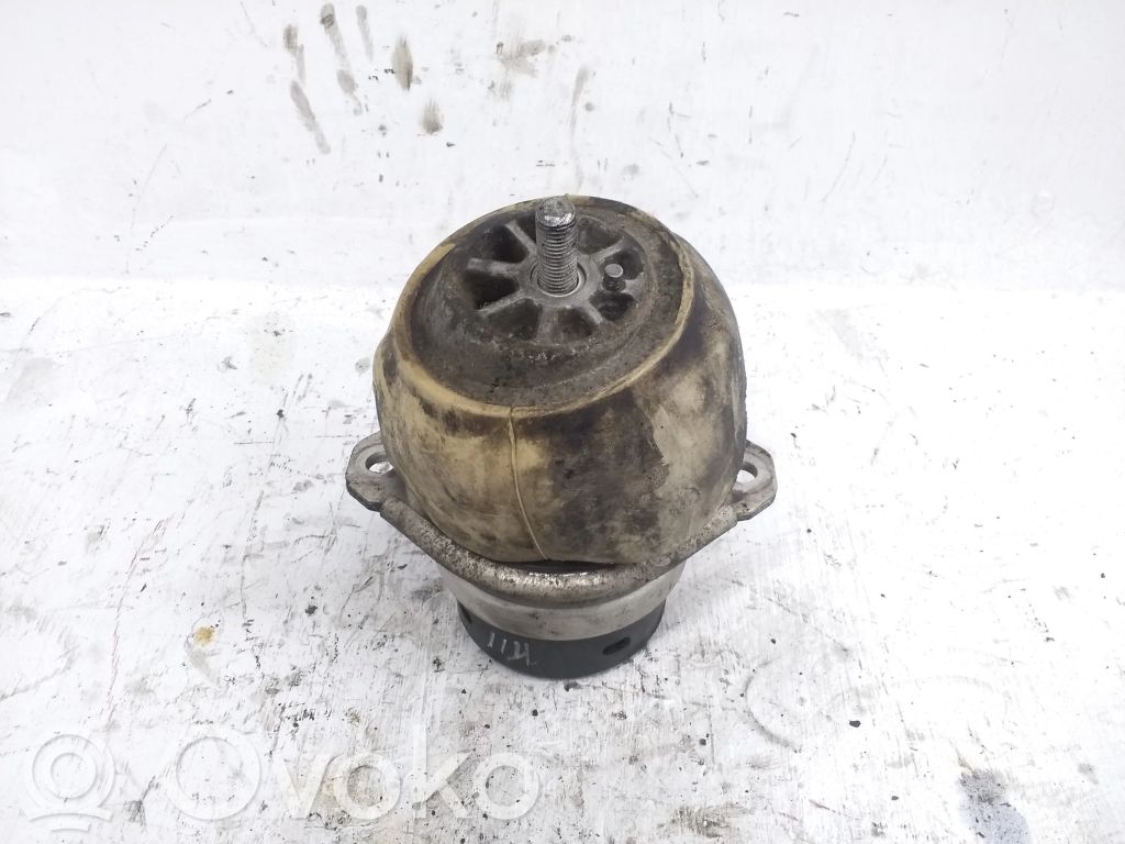 Audi Q7 4L Suport tampon motor 