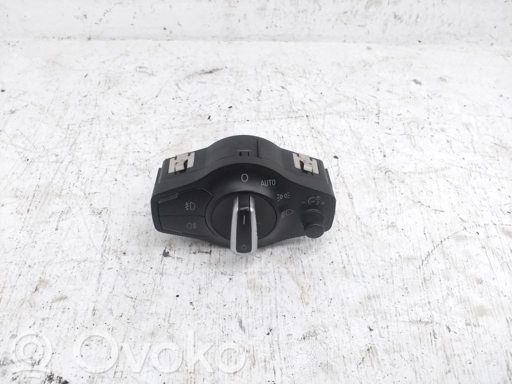 Interruptor de luz   8K0941531AL