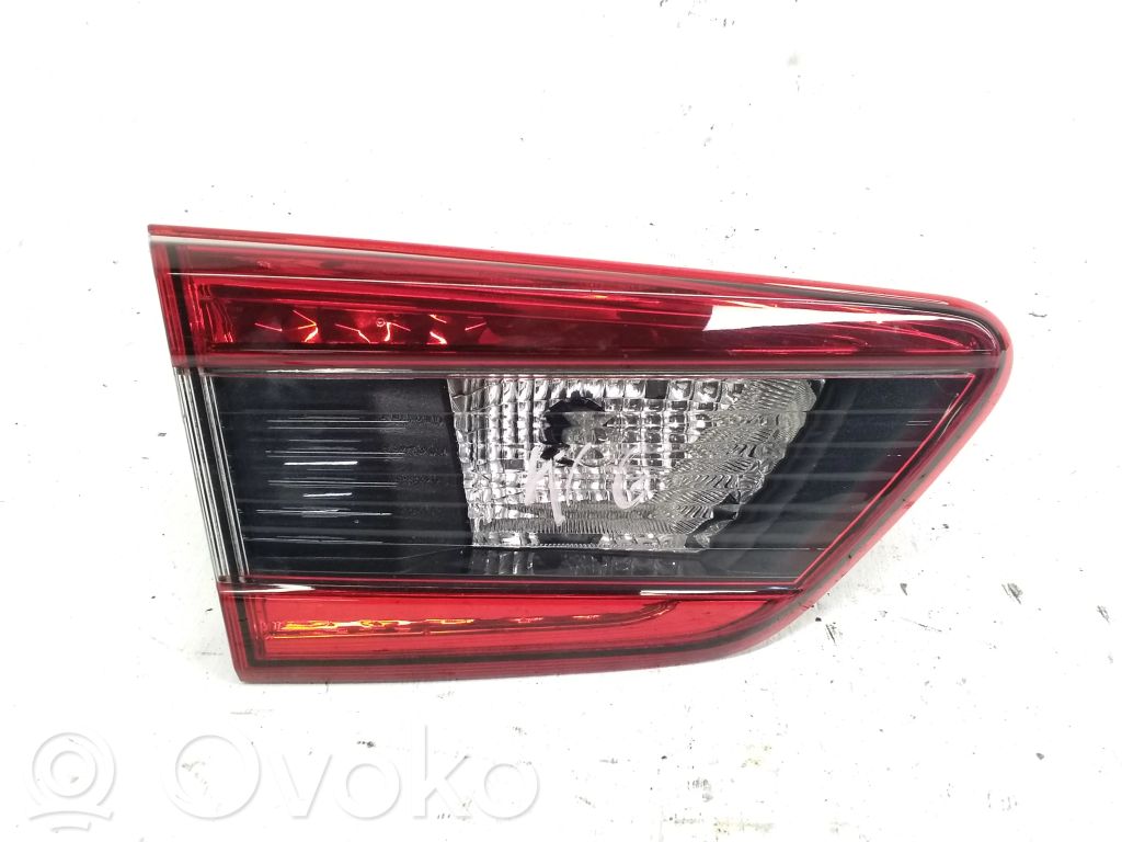 Subaru XV II Lampy tylnej klapy bagażnika 