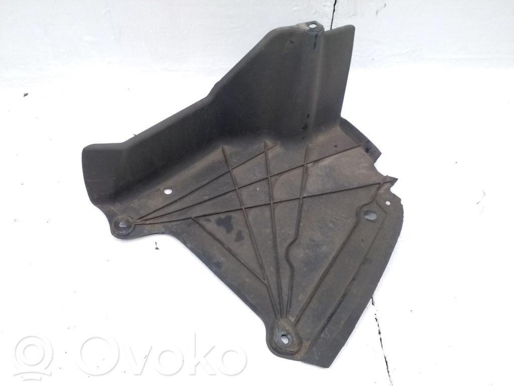 Audi A4 S4 B8 8K Protezione inferiore del serbatoio del carburante