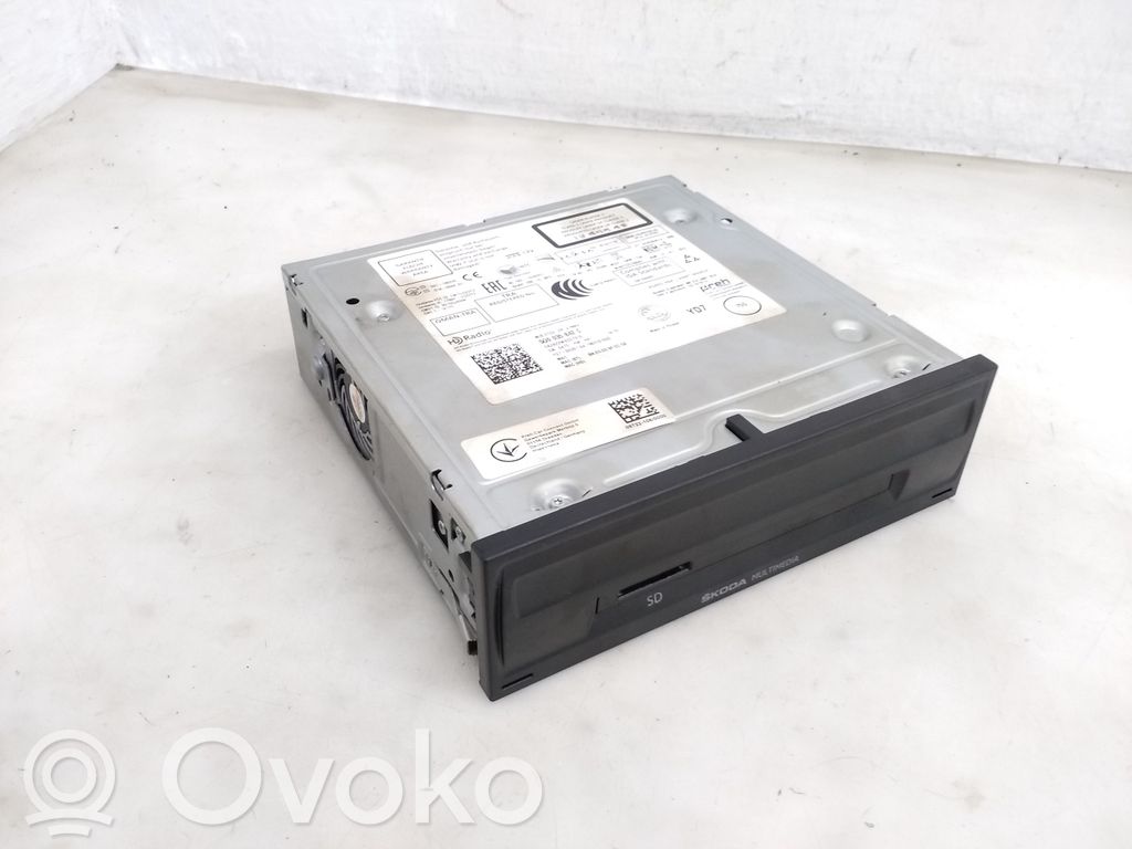 Skoda Karoq Zmieniarka płyt CD/DVD 