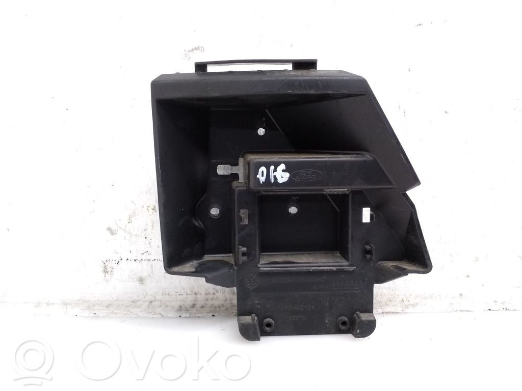 Ford Focus Rear bumper mounting bracket 