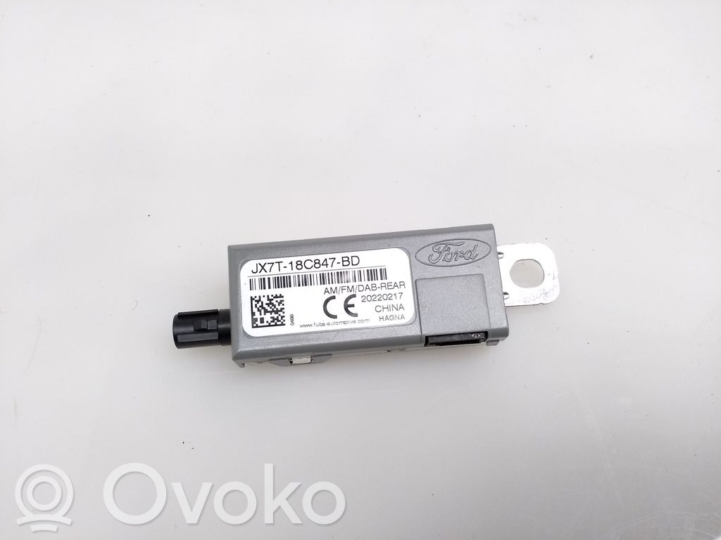 Ford Focus Pystyantennivahvistin 
