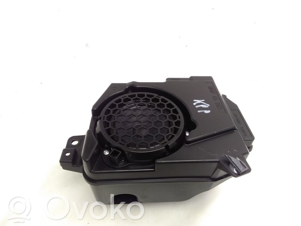 Mazda CX-30 Front door speaker 