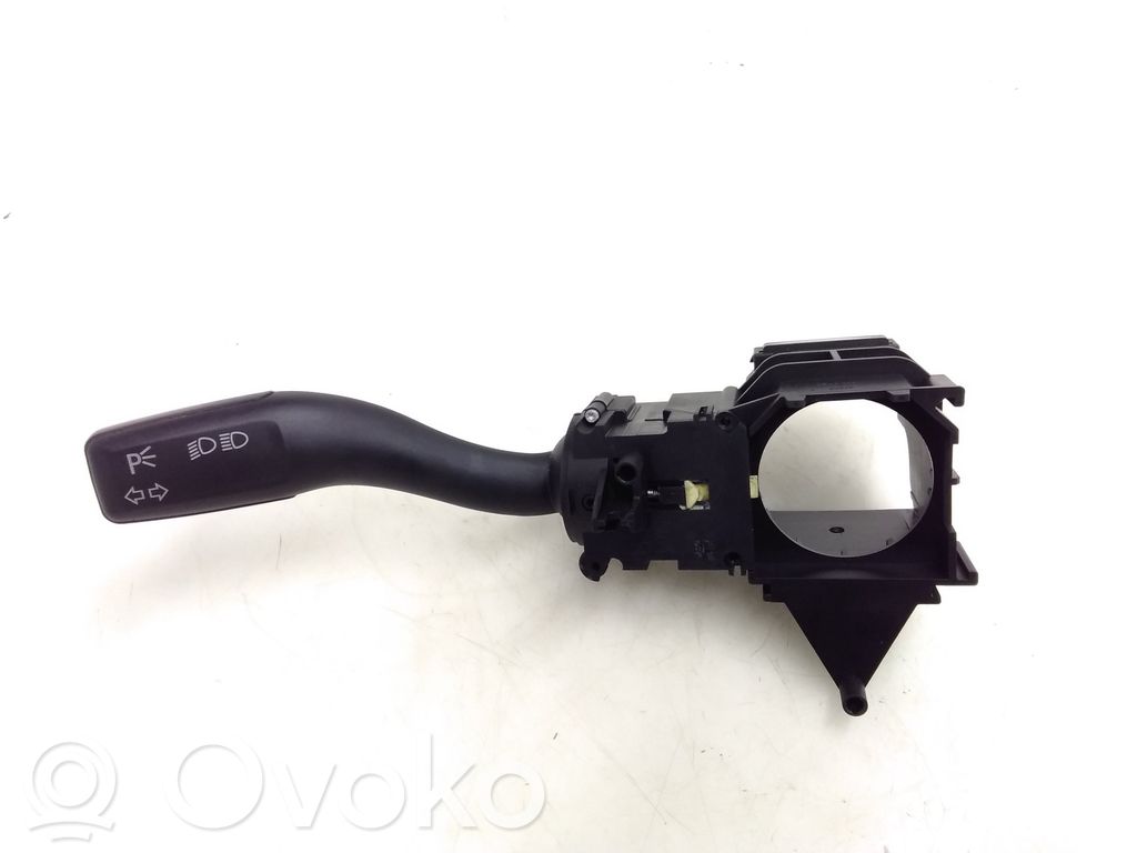 Audi Q7 4L Indicator stalk 
