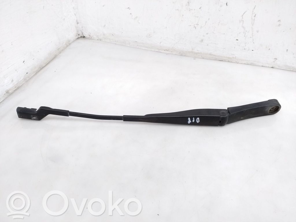 Volkswagen Amarok Ramię wycieraczki szyby przedniej / czołowej