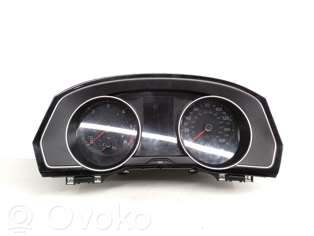 Volkswagen PASSAT B8 Speedometer (instrument cluster) 