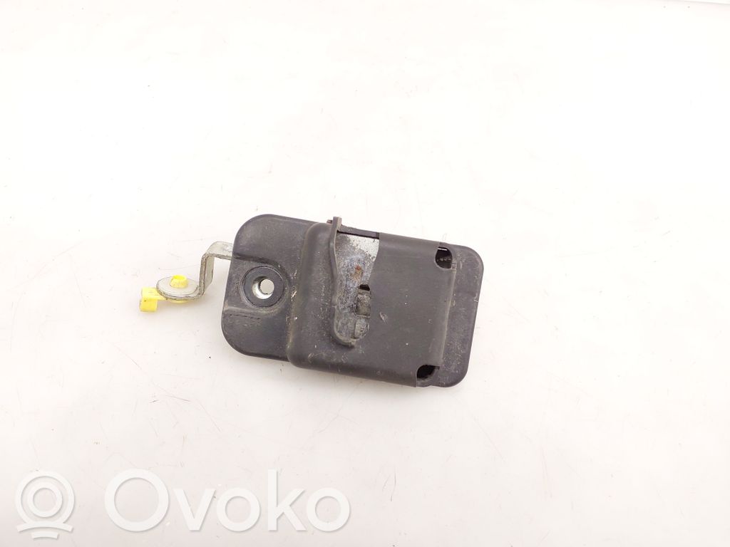 Chrysler Grand Voyager V Fuel tank cap lock 