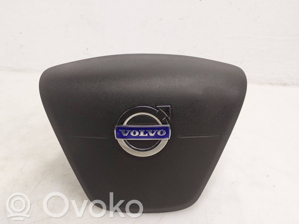 Volvo XC60 Vairo oro pagalvė 