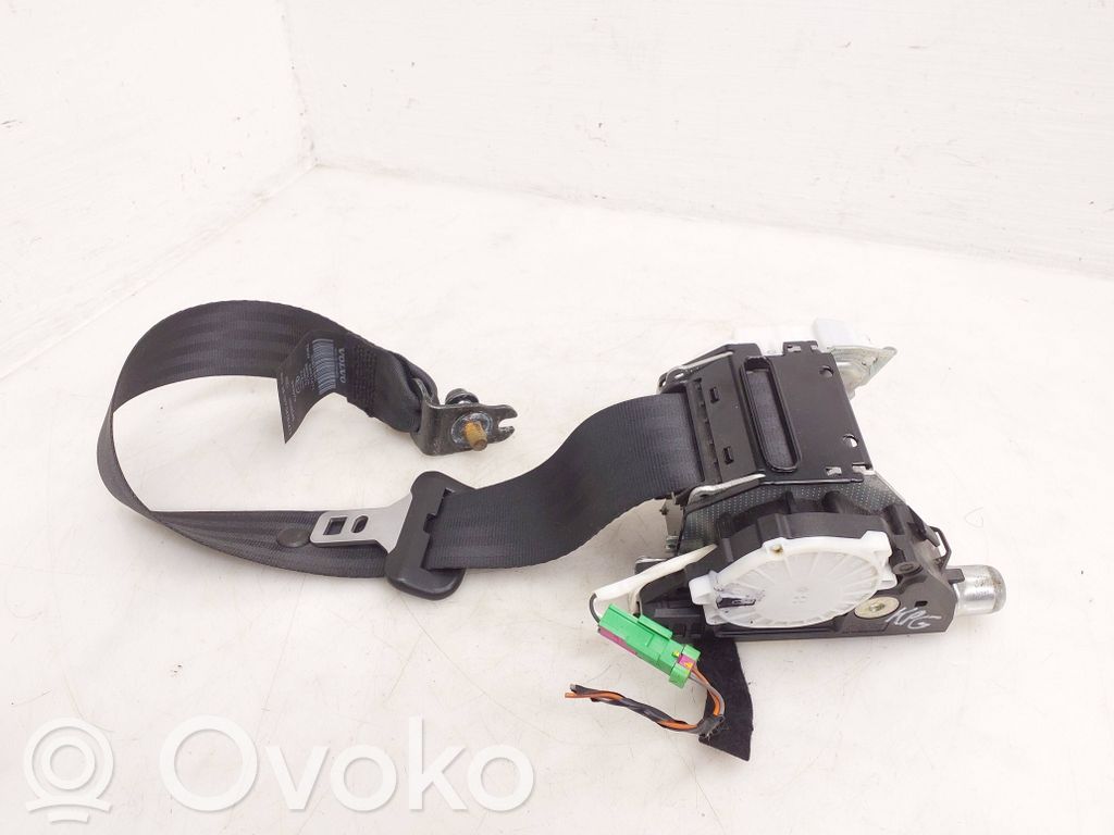 Volvo XC60 Cinturón trasero 
