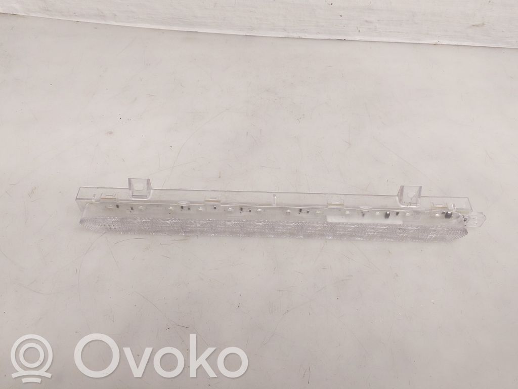 Trzecie światło stop   7297410,2DA1918,2DA011765