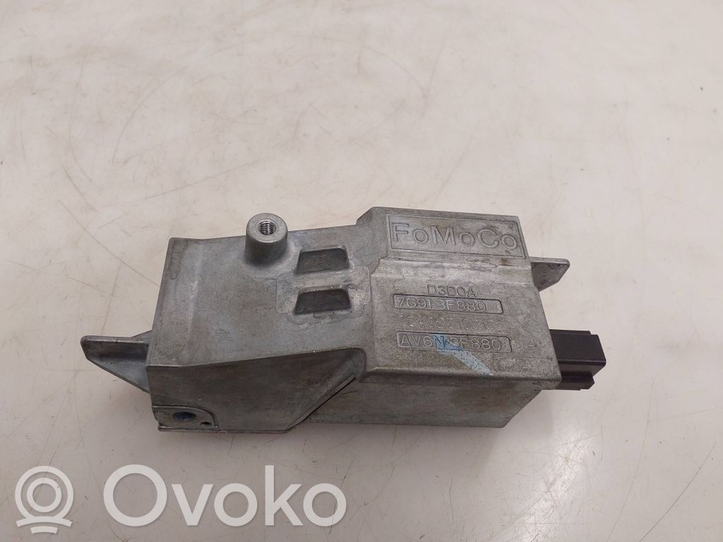 Ford Kuga II Steering wheel lock 