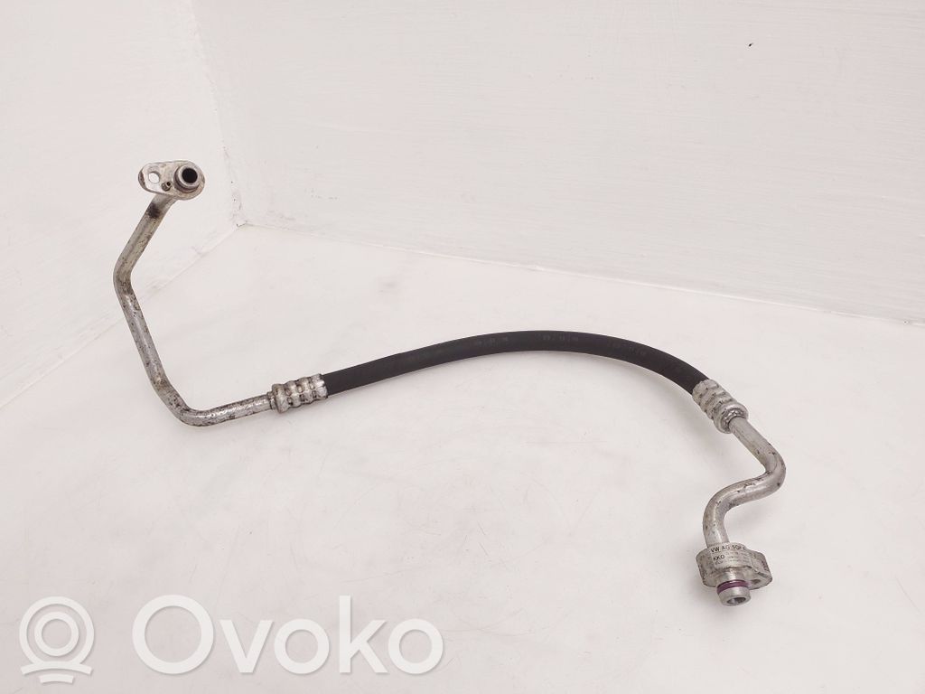 Volkswagen Tiguan Ilmastointilaitteen putki (A/C) 