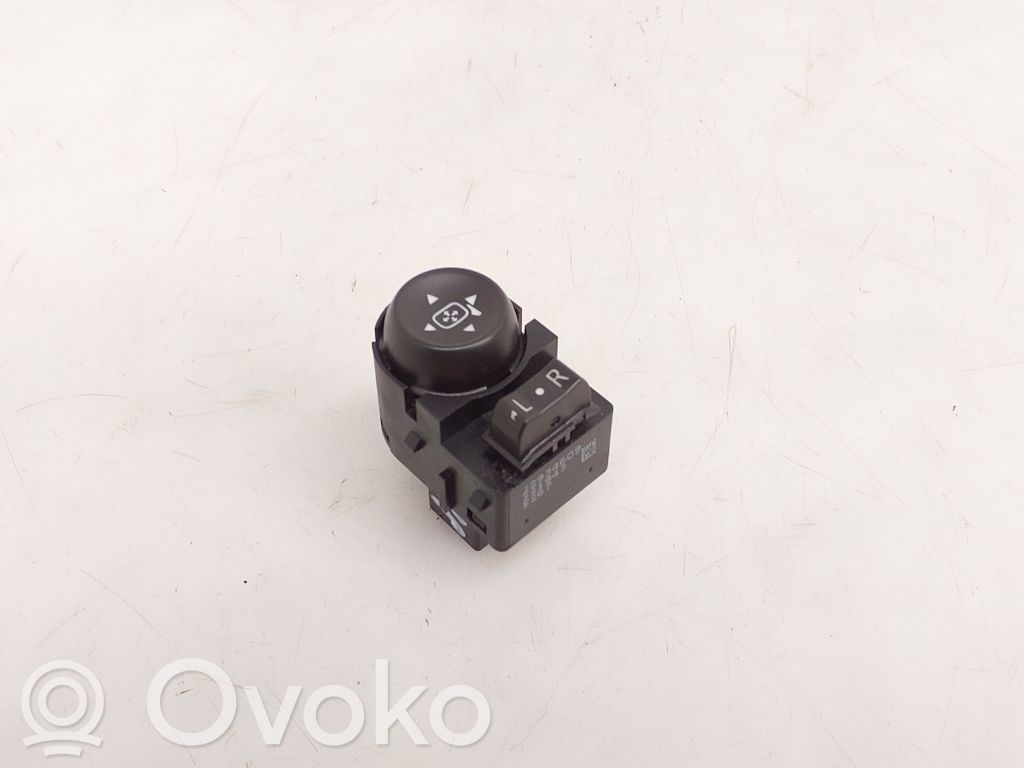 Opel Astra K Wing mirror switch 