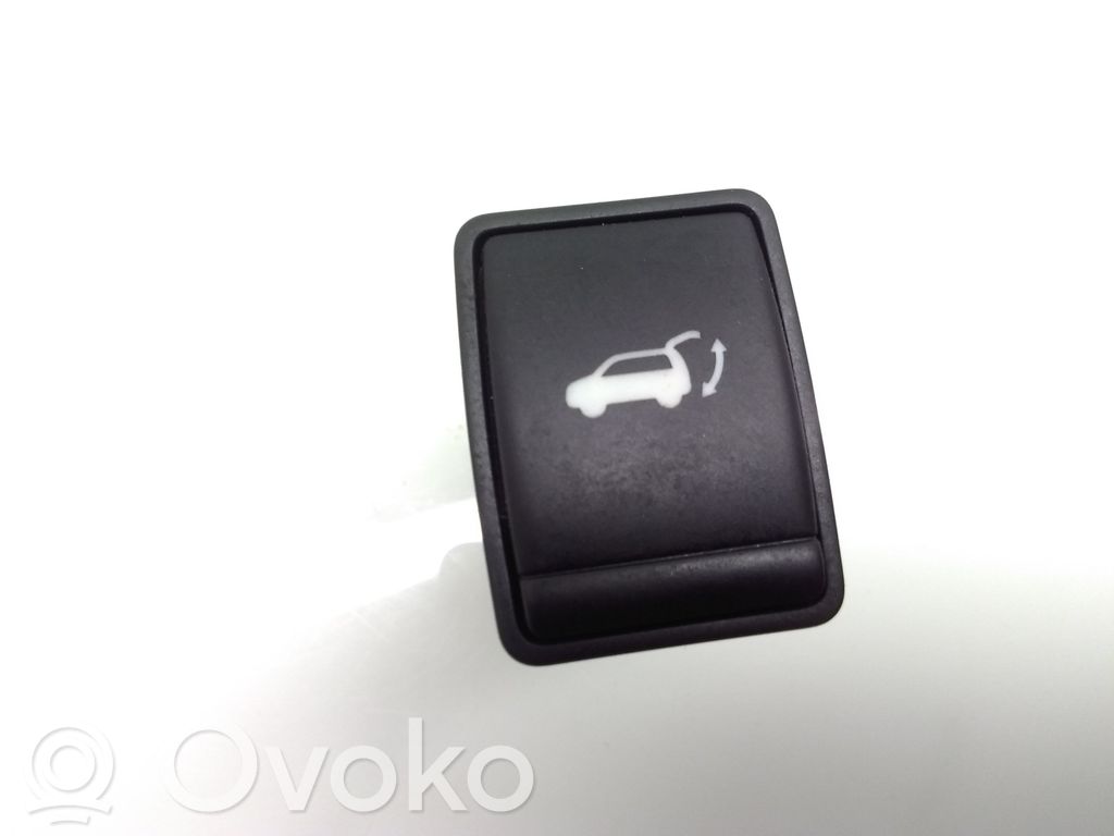 Nissan X-Trail T32 Tailgate/boot open switch button 