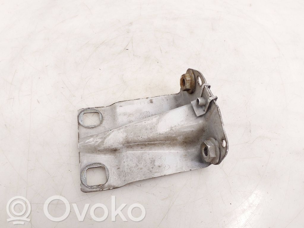 Ford Transit Fender mounting bracket 