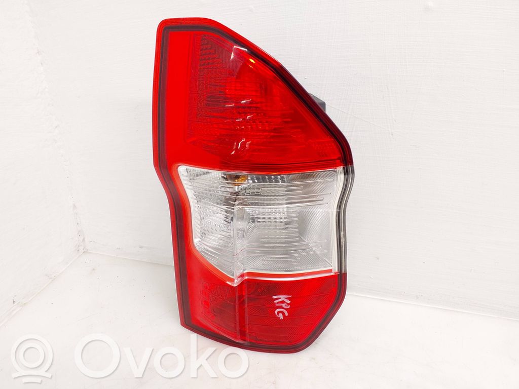 Ford Turneo Courier Aizmugurējais lukturis virsbūvē 