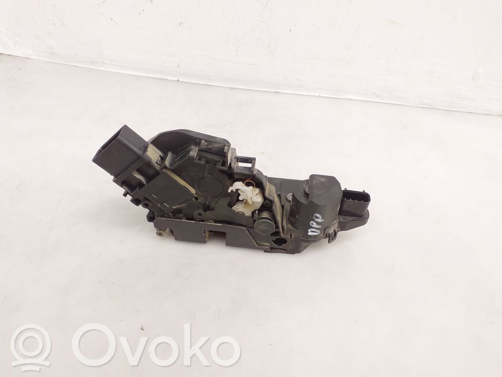 Volvo XC60 Etuoven lukko 