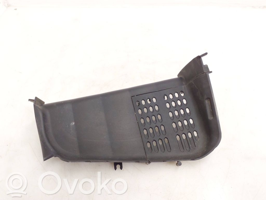 Wlot / Kanał powietrza intercoolera   9Y0121700