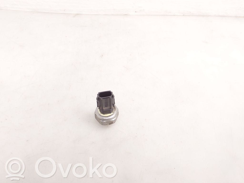 Lexus ES 300h (7th Gen) Kraftstoffdrucksensor 
