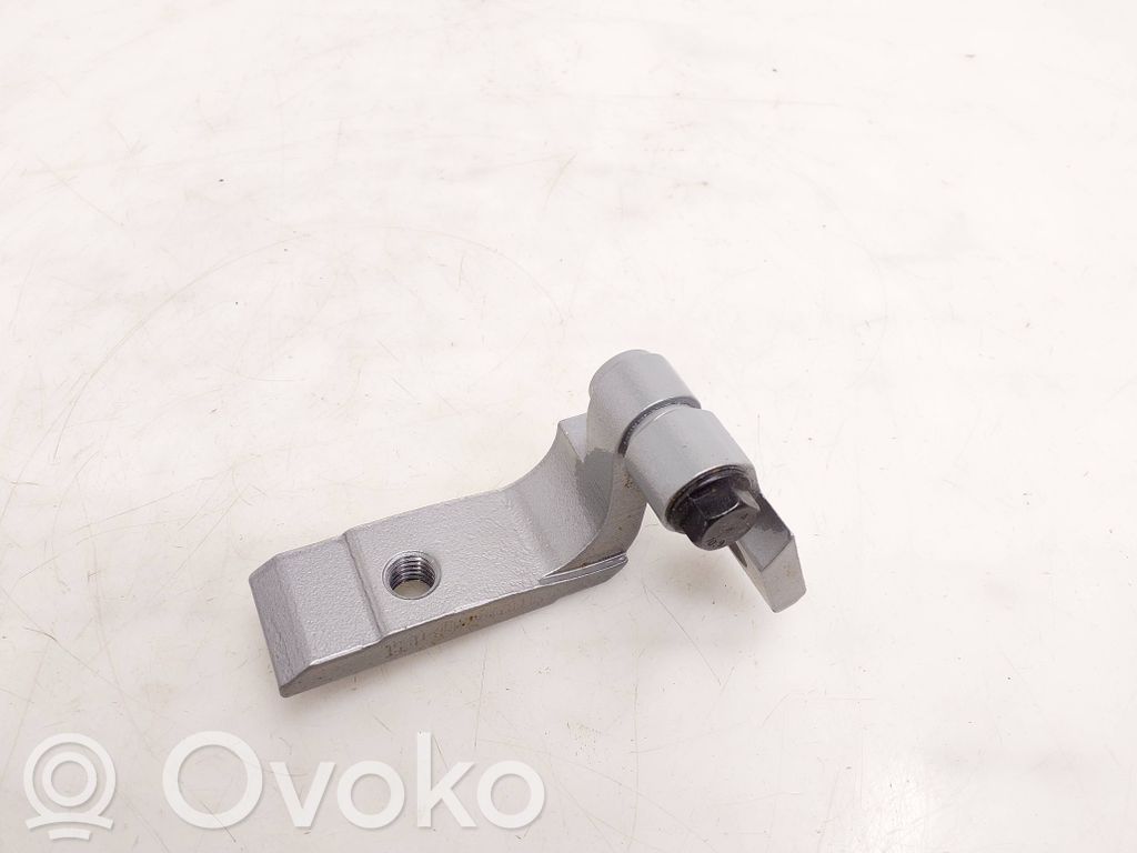 BMW iX1 Rear door lower hinge 