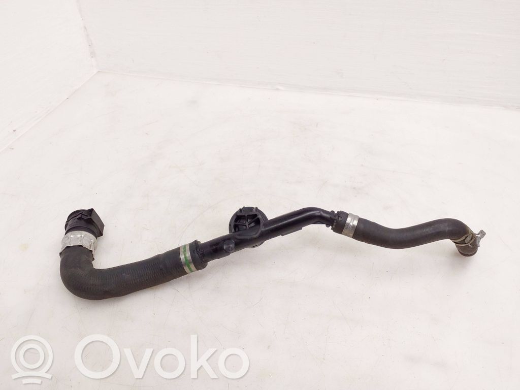 Peugeot 3008 II Conductă/furtun lichid de răcire motor 