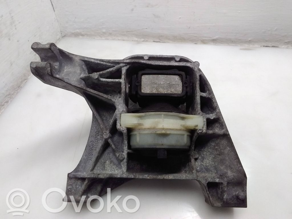 Citroen C4 Grand Picasso Engine mount bracket 