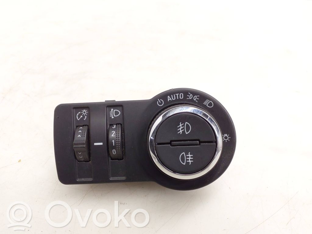 Opel Mokka Light switch 