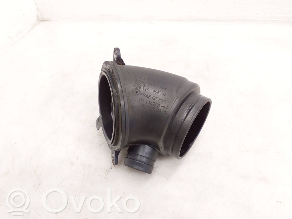 Volkswagen Amarok Turbo air intake inlet pipe/hose 