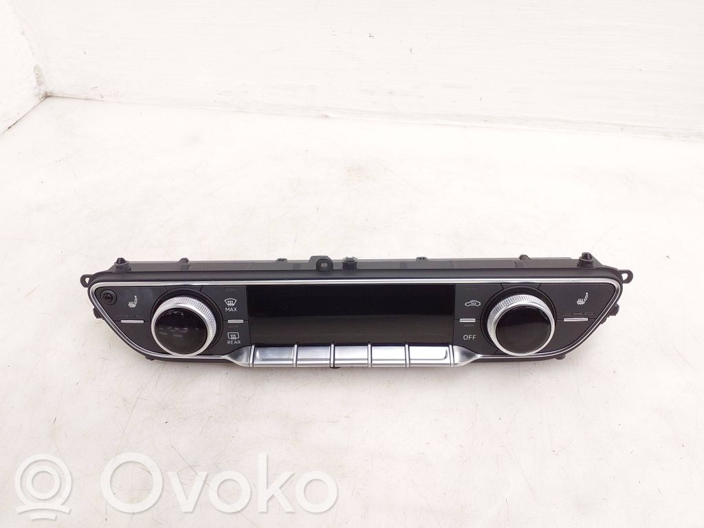 Audi A5 Climate control unit 