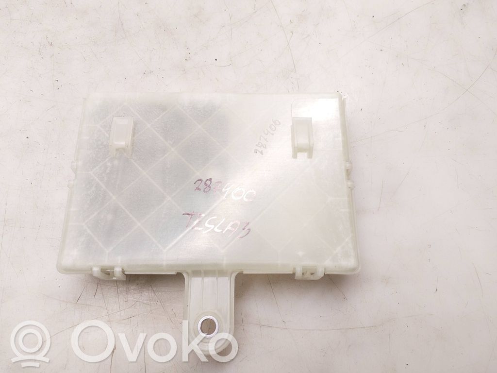 Tesla Model 3 Autres unités de commande / modules 
