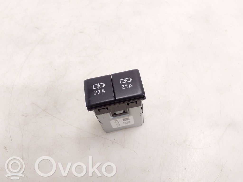 Gniazdo / Złącze USB   8553233010