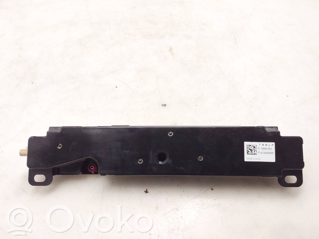 Tesla Model 3 Bluetoothin ohjainlaite/moduuli 