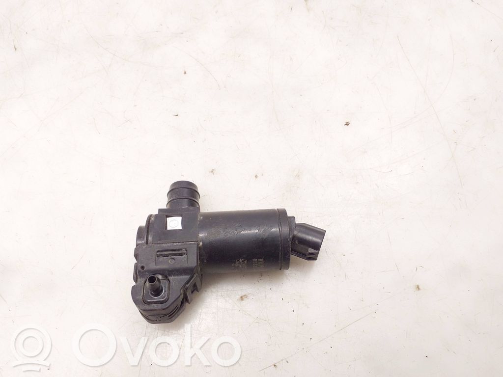 Toyota RAV 4 (XA50) Pompa spryskiwacza szyby przedniej / czołowej 