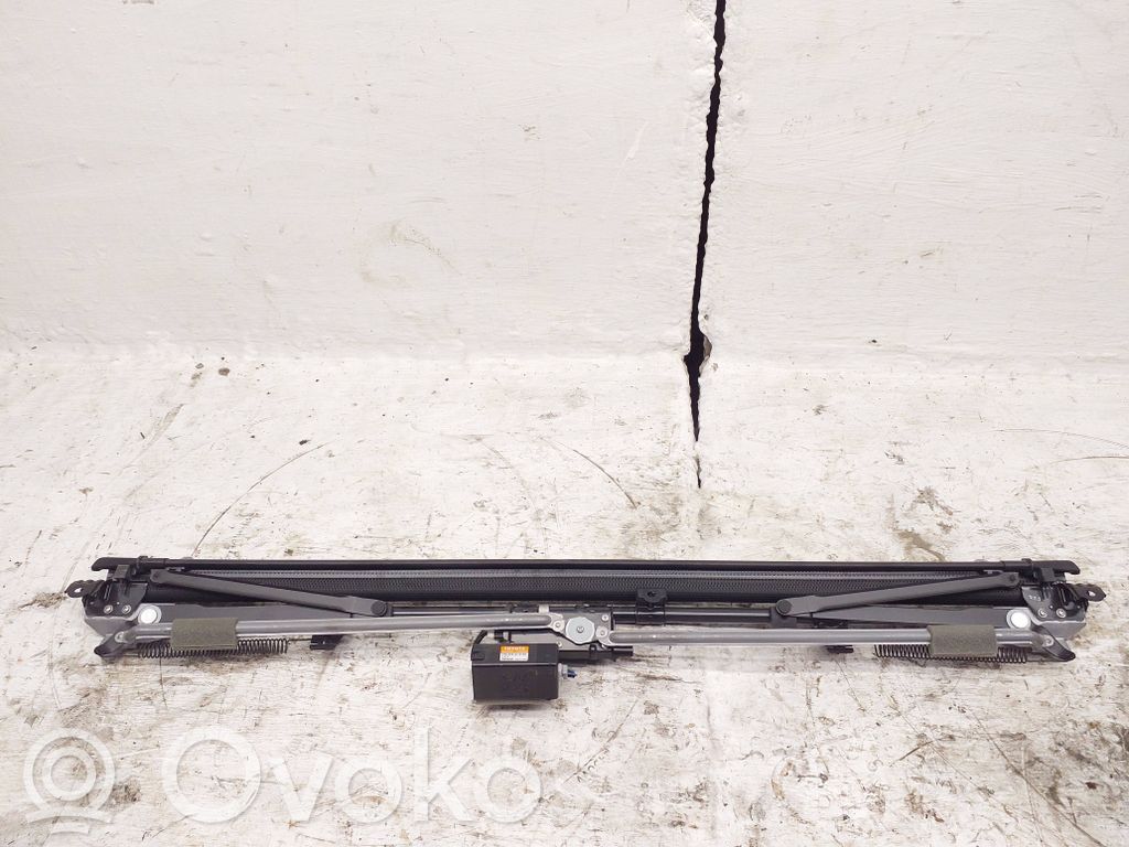 Toyota Camry VIII XV70  Elektrisks aizmugurējā loga aizkars 