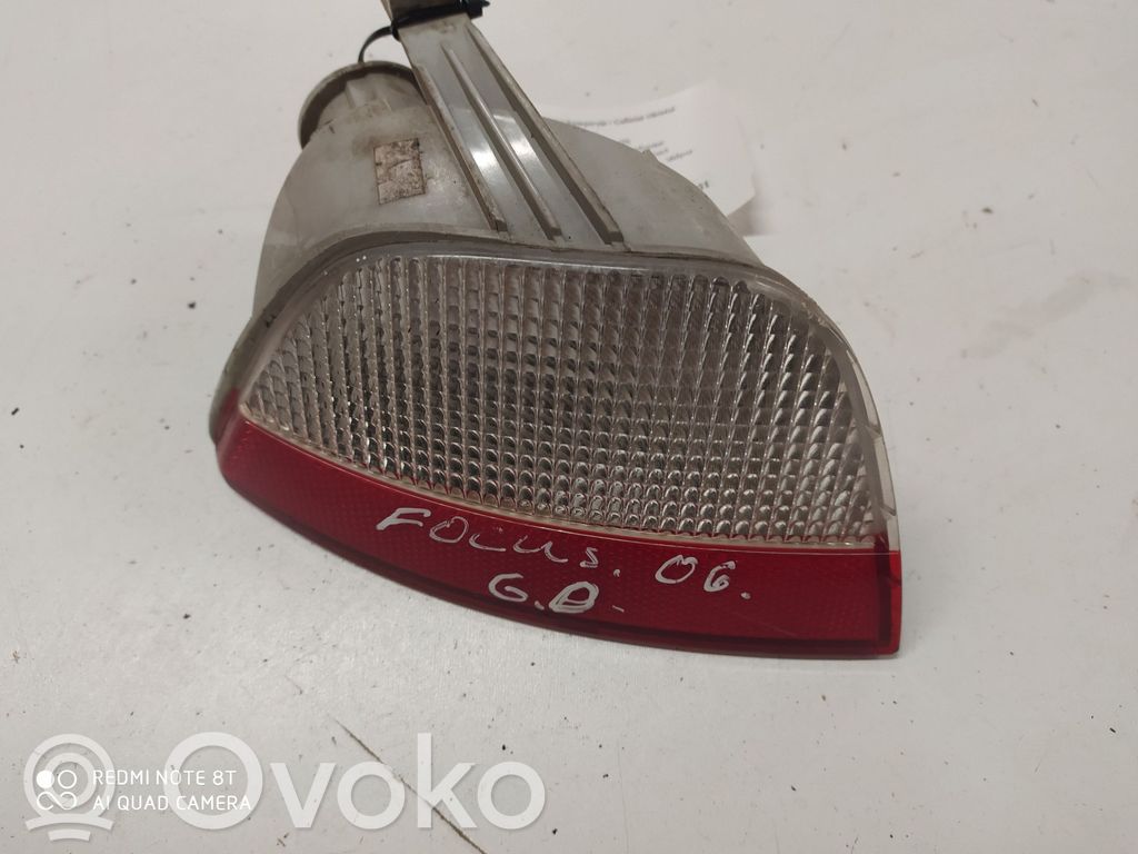 Ford Focus Rear bumper light 