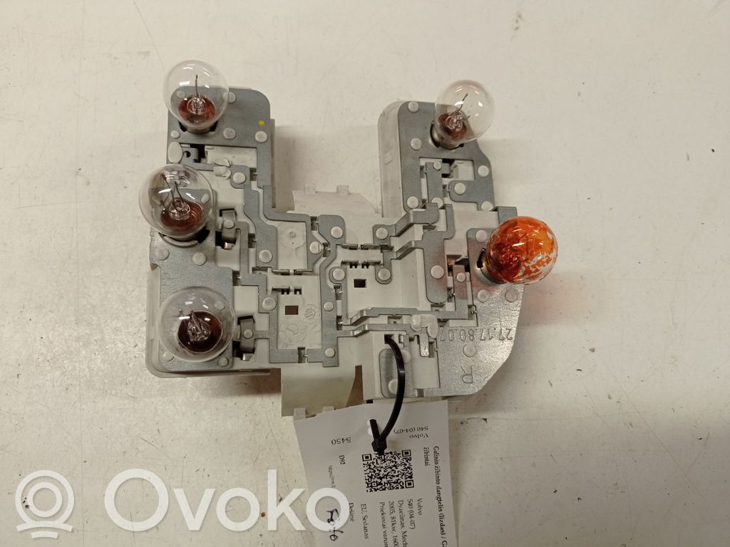 Volvo S40 Takavalon polttimon suojan pidike 