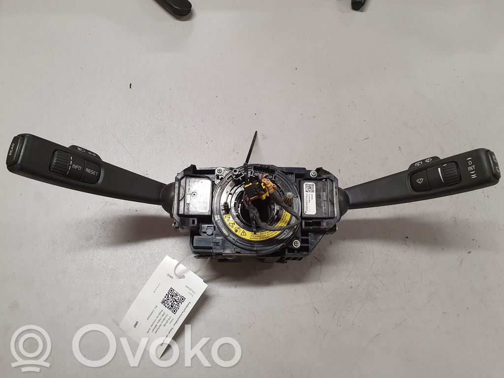 Volvo V70 Wiper turn signal indicator stalk/switch 