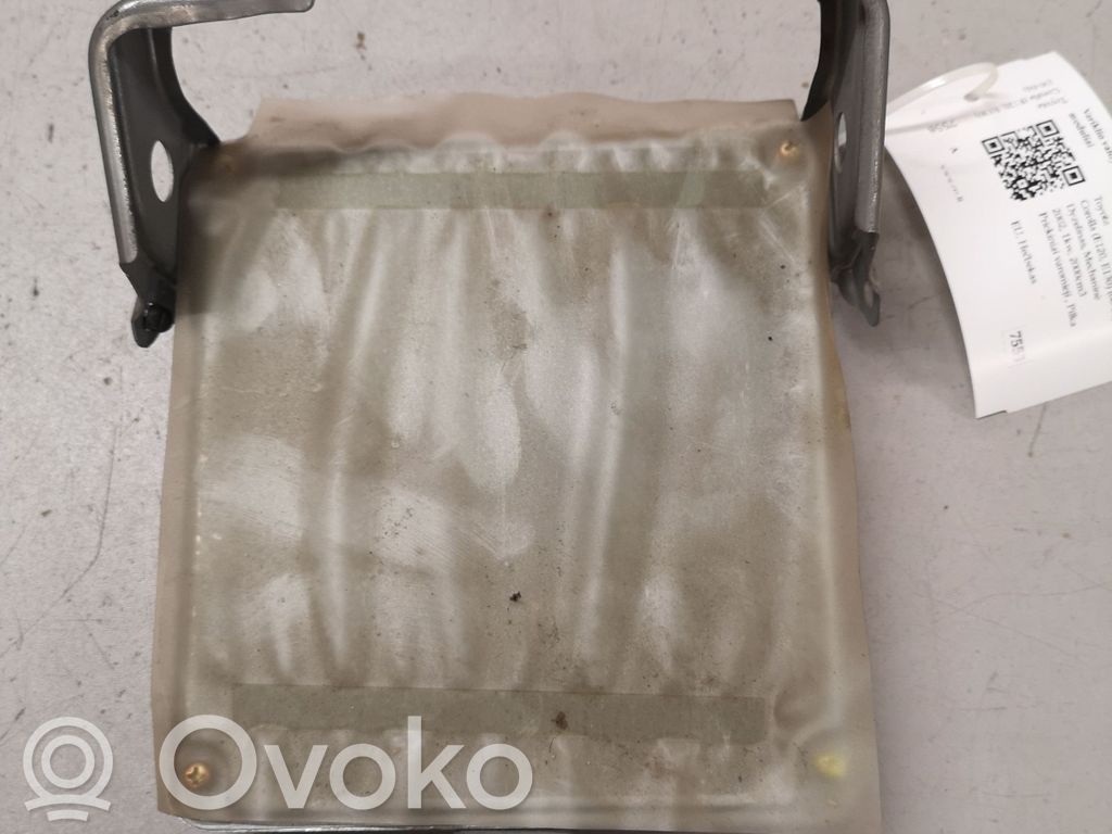 Toyota Corolla E120 E130 Engine control unit/module 