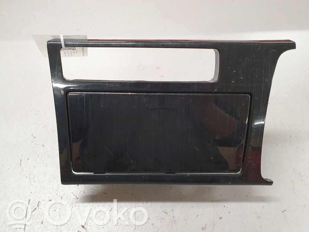 Mazda 6 Cup holder front 