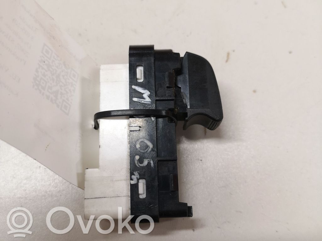 Mazda 5 Electric window control switch 