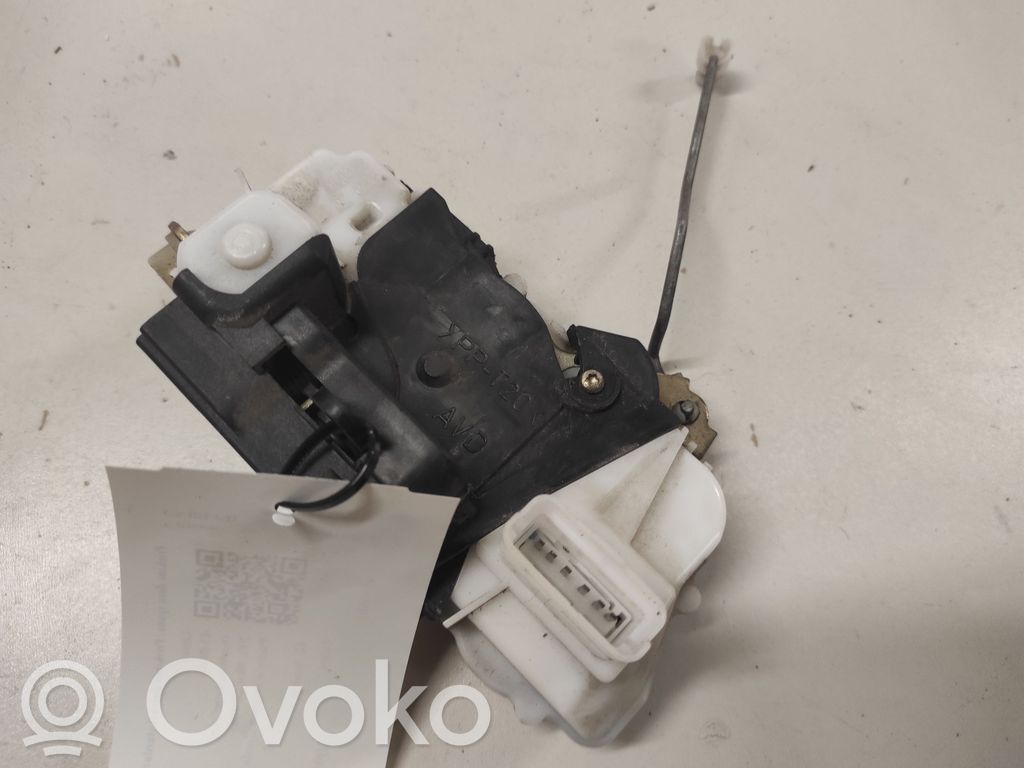 Etuoven lukko