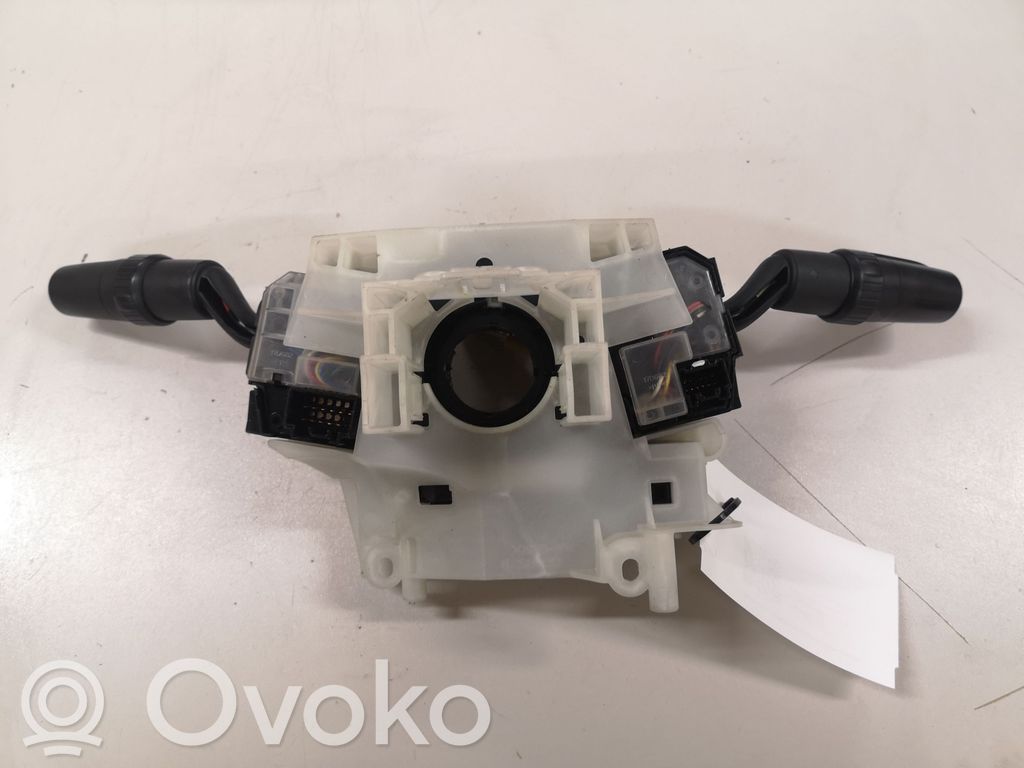 Mazda 5 Commodo, commande essuie-glace/phare 