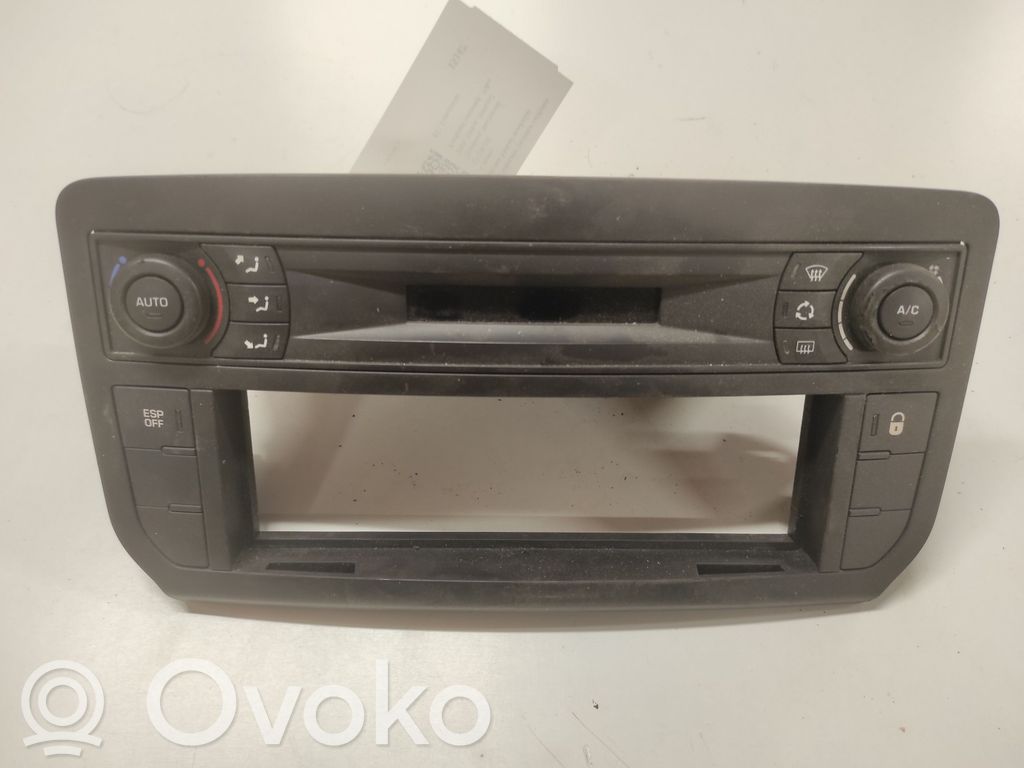Citroen C5 Climate control unit 