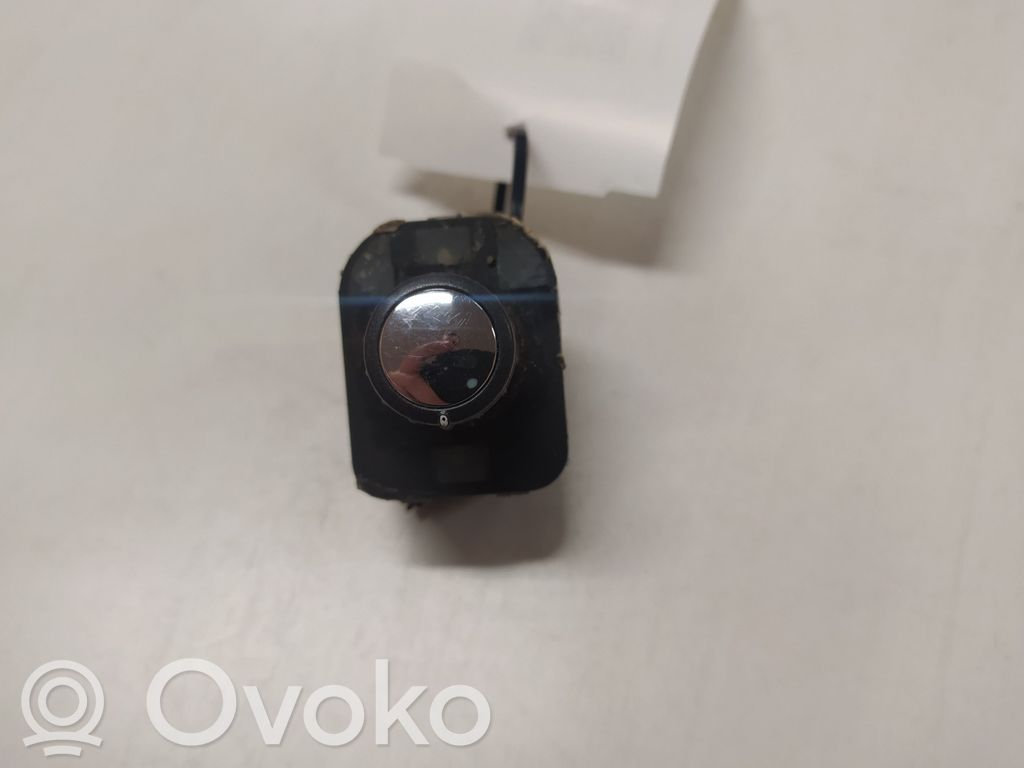 Volkswagen Phaeton Wing mirror switch 