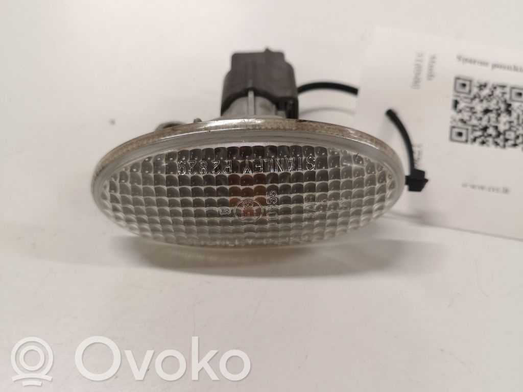 Mazda 3 I Front fender indicator light 