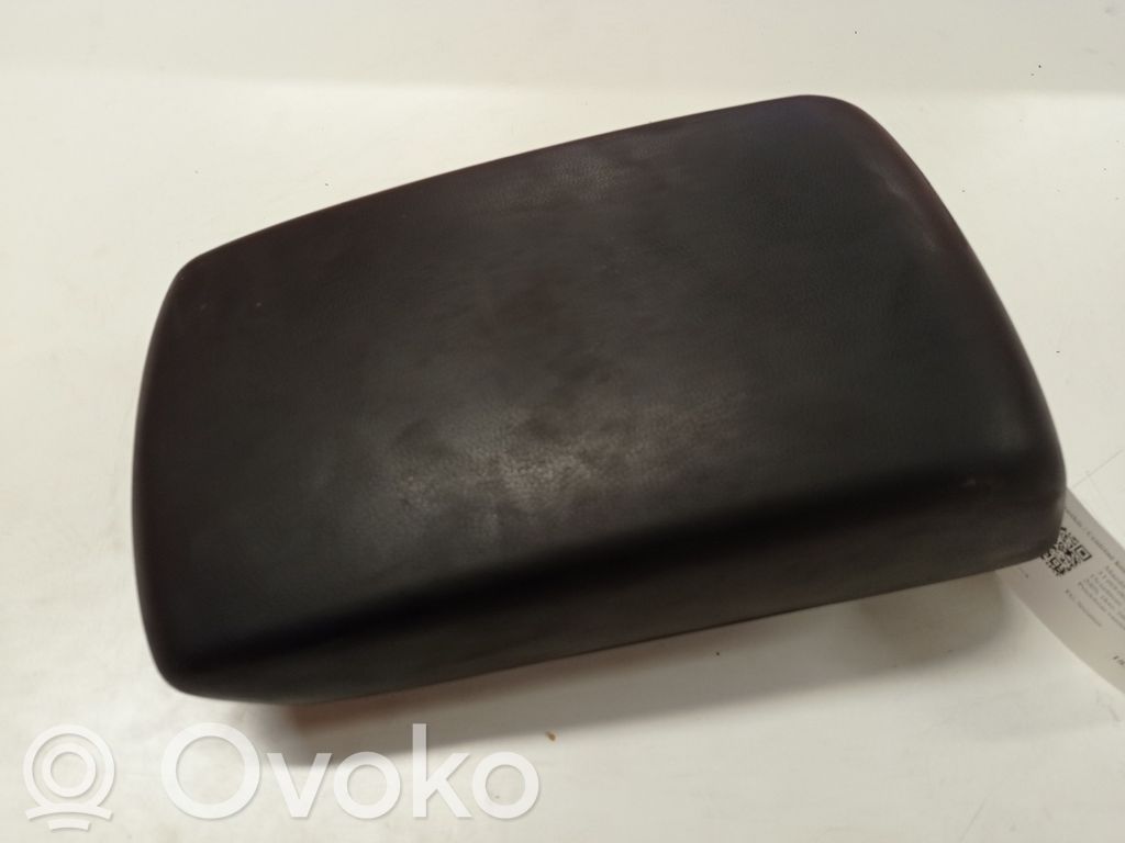 Mazda 3 I Armrest 